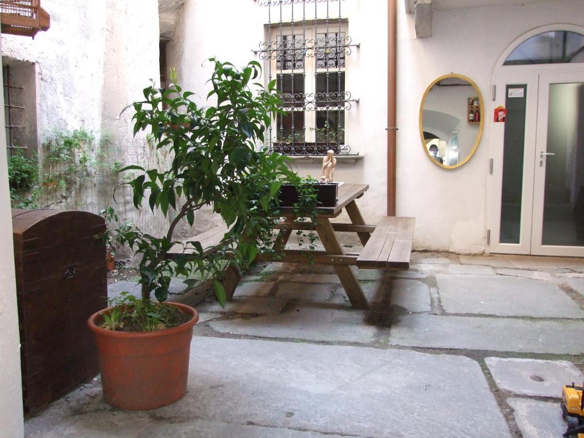 Hotel La Stufa Rossa Sondrio Exterior foto
